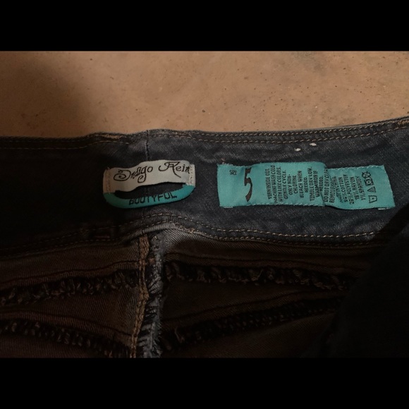 Indigo Rein Jeans - Picture 2 of 3